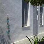 Kypseli House - Garden Home, Steps From Hébergement de vacances *